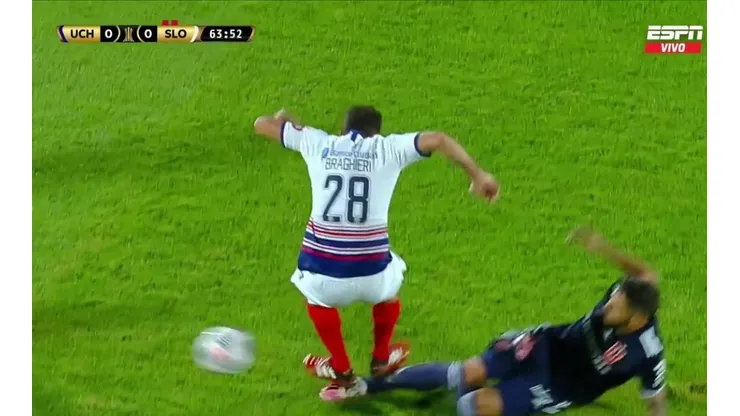 La brutal entrada de Braghieri que deja con uno menos a San Lorenzo
