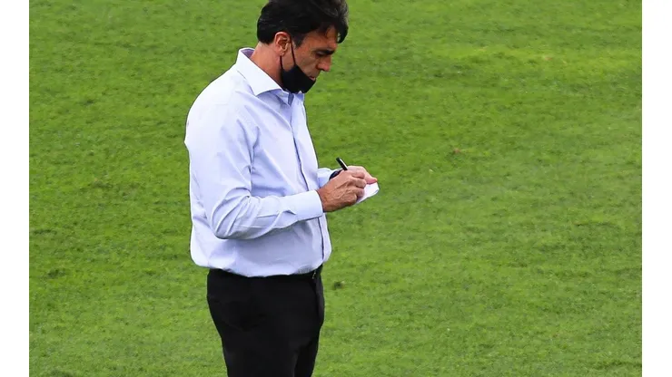 Gustavo Quinteros va ahora por joven central argentino de Unión de Santa Fe