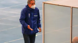 Holan dejó el banquillo de la Católica una vez conquistado el título 2020 para partir con rumbo al Santos de Brasil