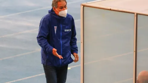 Holan dejó el banquillo de la Católica una vez conquistado el título 2020 para partir con rumbo al Santos de Brasil