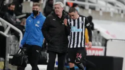 Miguel Almirón abandonó por lesión el encuentro entre Newcastle y Wolves