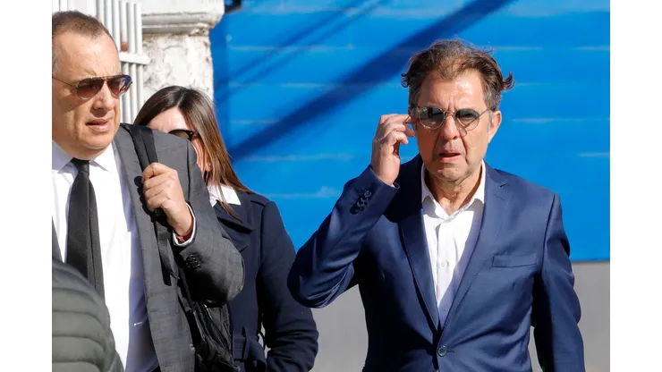 Presidente de Blanco y Negro Anibal Mossa ingresa a Fiscalia de Rancagua por caso de licencias falsas. (Foto: Jorge Loyola/Aton Chile)