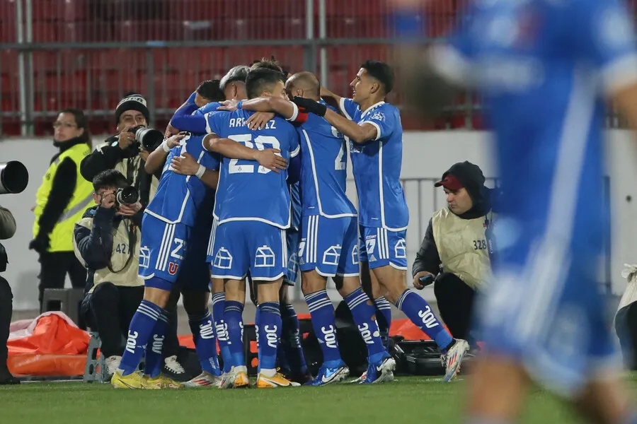 En la U siguen firme en su lucha por el torneo | Foto: Photosport