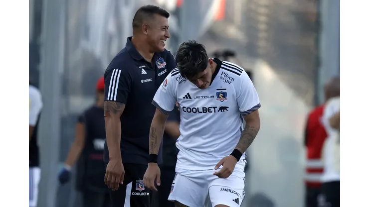 Jorge Almirón se refirió a la situación de Carlos Palacios en Colo Colo. (Foto: Andrés Pina/Photosport)