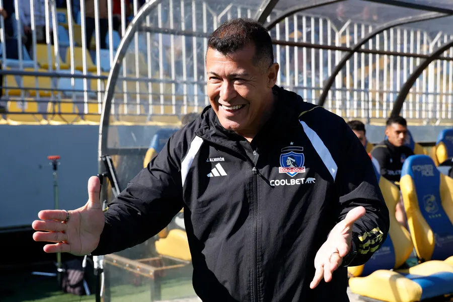 Pato Yáñez alabó el manejo de Jorge Almirón. | Foto: Photosport