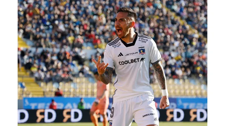 Javier Correa anotó el gol de Colo Colo frente a Everton