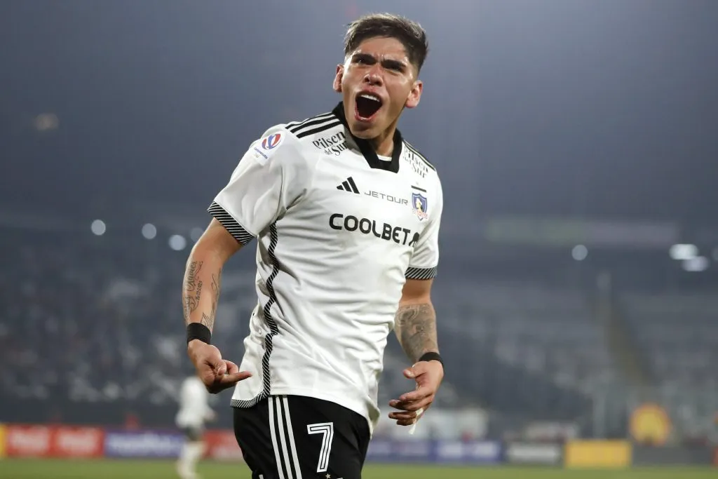 Carlos Palacios sigue en Colo Colo. (Foto: Photosport)