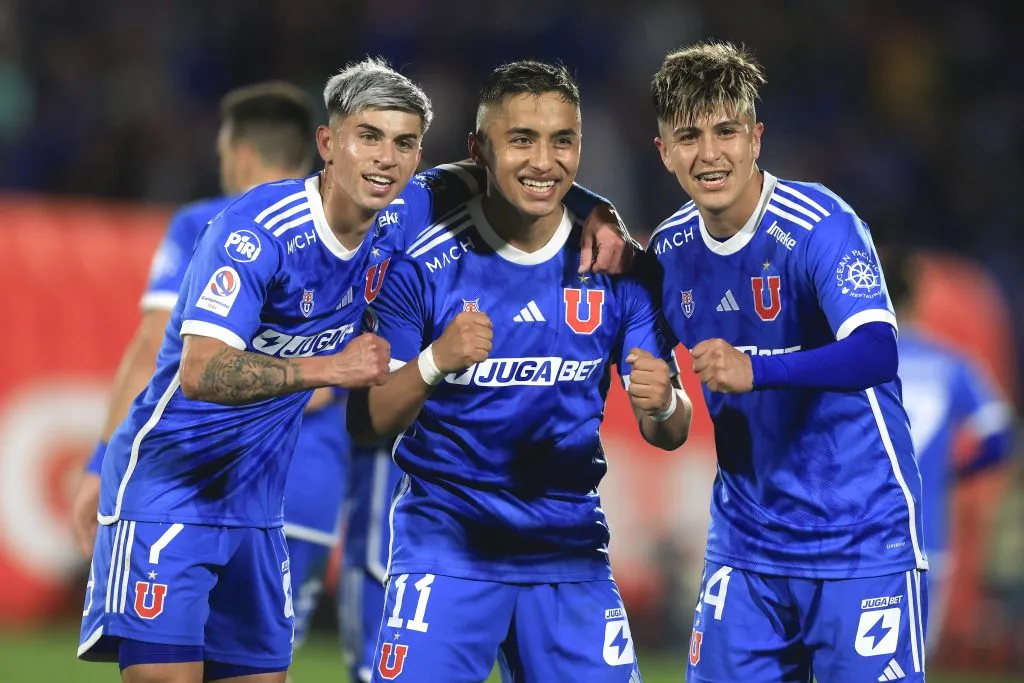 Nicolás Guerra y Marcelo Morales brillaron en el triunfo de Universidad de Chile.