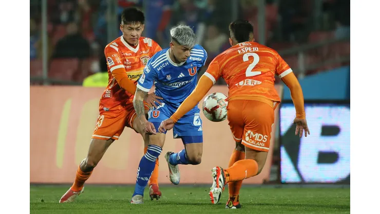 Cobreloa cayó por 4-0 ante la U. (Foto: Photosport)