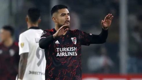 Paulo Díaz se lleno de mensajes de hinchas albos (Foto: Andres Pina/Photosport)