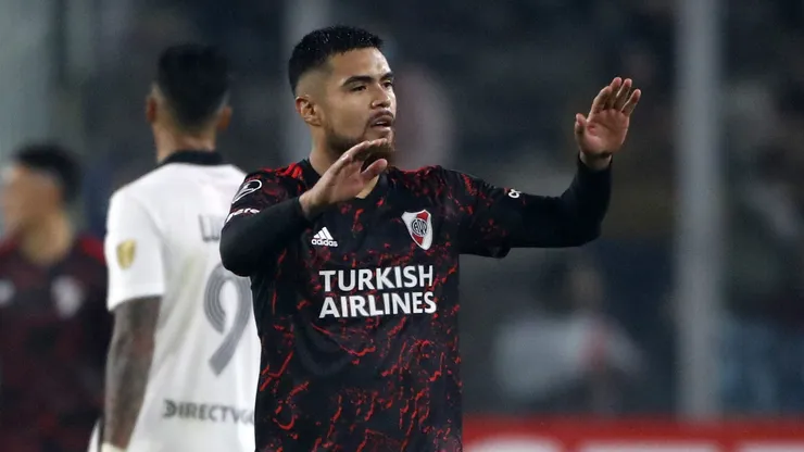 Paulo Díaz se lleno de mensajes de hinchas albos (Foto: Andres Pina/Photosport)