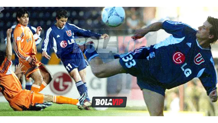 Diego Rivarola utilizó los números 33 y 11 en el año 2003. Credito Fotos: El Mercurio.