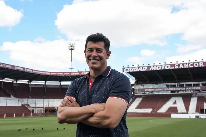 Jorge Almirón disputó una histórica final de Copa Libertadores junto a Lanús