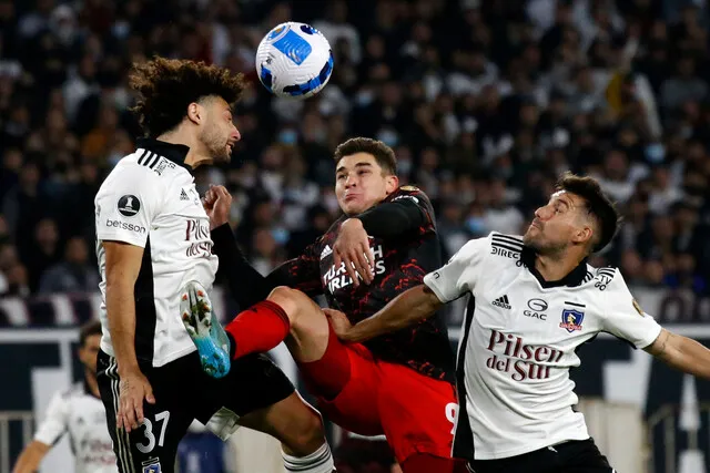 Colo Colo y River Plate se verán las caras nuevamente en la Libertadores | Foto: Photosport