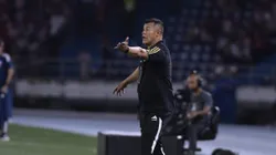 Jorge Almirón confirma el 11 de Colo Colo