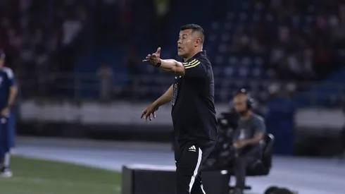 Jorge Almirón confirma el 11 de Colo Colo