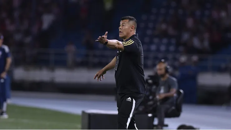 Jorge Almirón confirma el 11 de Colo Colo