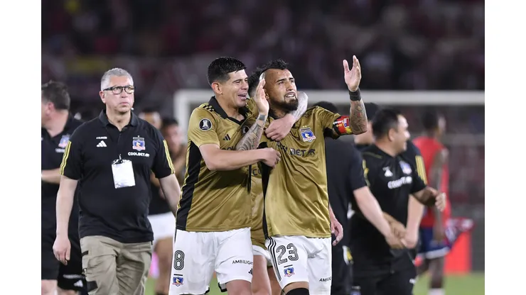 Colo Colo avanzó a cuartos de final de Copa Libertadores.