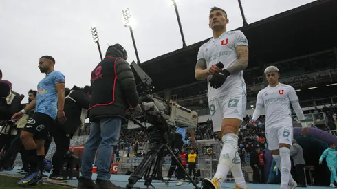Charles Aránguiz se ilusiona con el dorsal número 20 en Universidad de Chile.