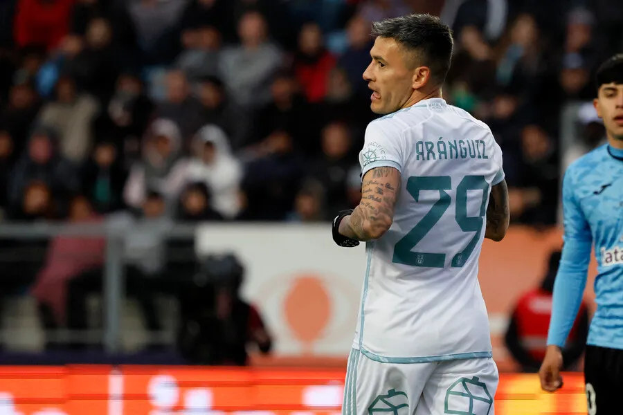 Aránguiz tuvo un buen segundo tiempo con la U ante O’Higgins. | Foto: Photosport