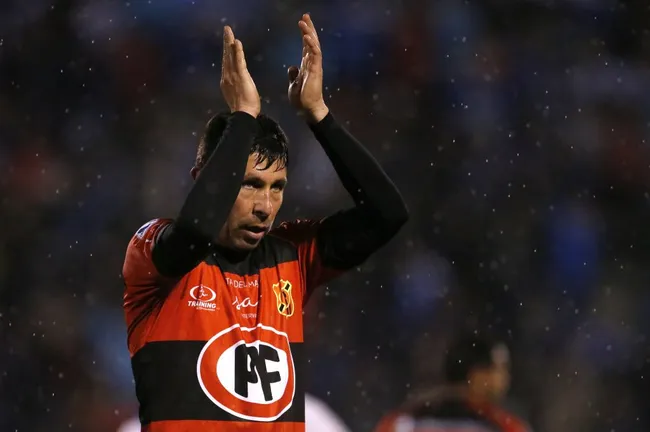 Ismael Fuentes vistiendo la camiseta de Rangers de Talca, club en el que colgó los botines en 2017. (Foto: Andrés Pina/Photosport)