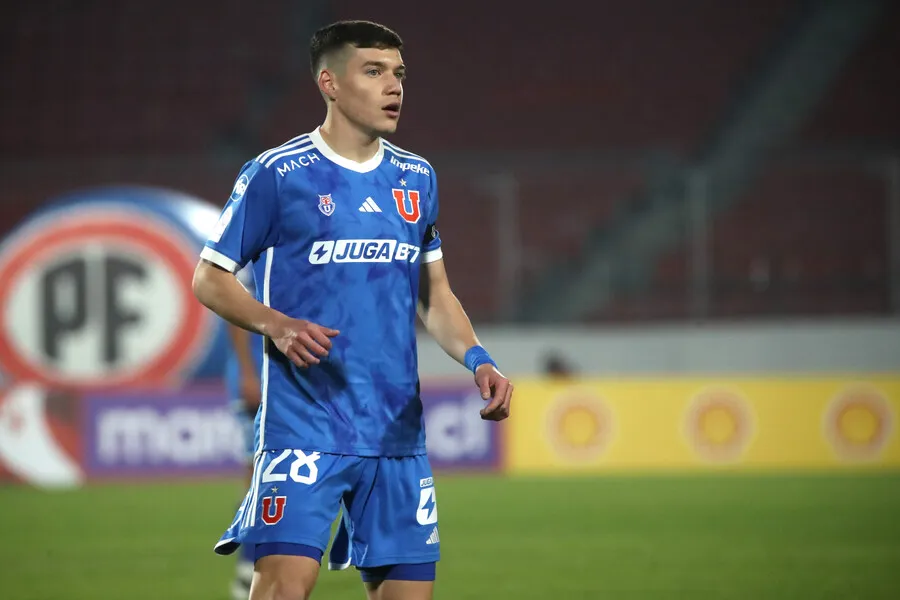 Arce partiría a préstamo en la U. | Foto: Photosport