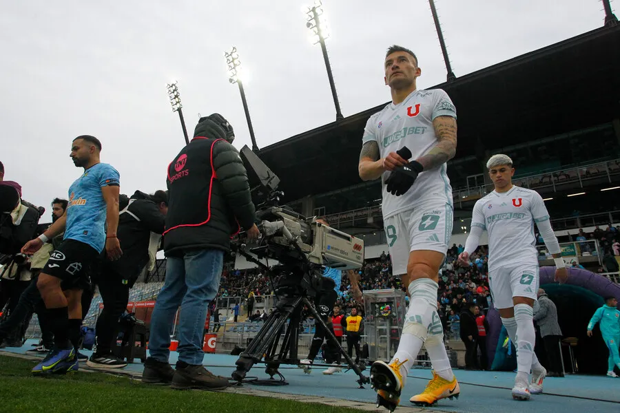 Aránguiz jugó un gran partido en la U | Foto: Photosport