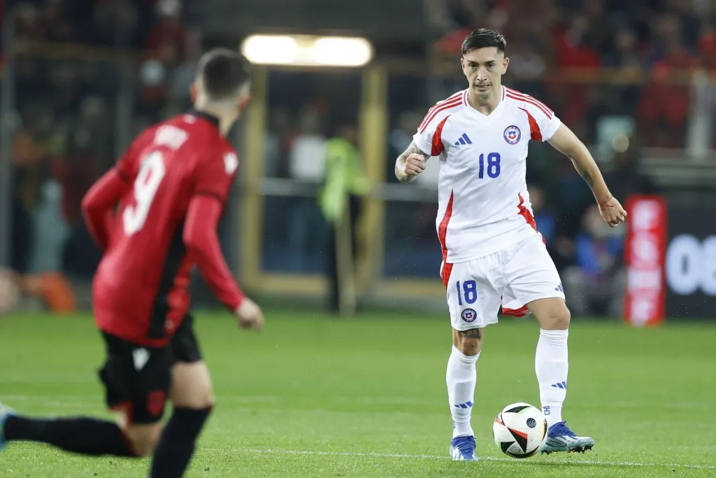 Rodrigo Echeverría, el volante que ha ganado terreno en la selección chilena.