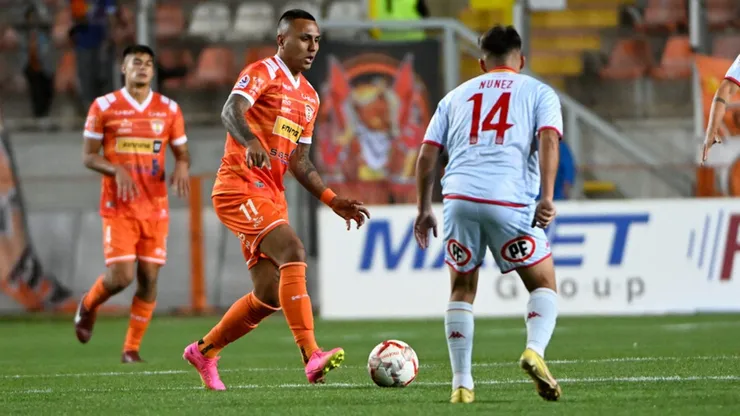 Leyenda loína en la previa del duelo con U.Española: "Cobreloa es el cuarto grande"