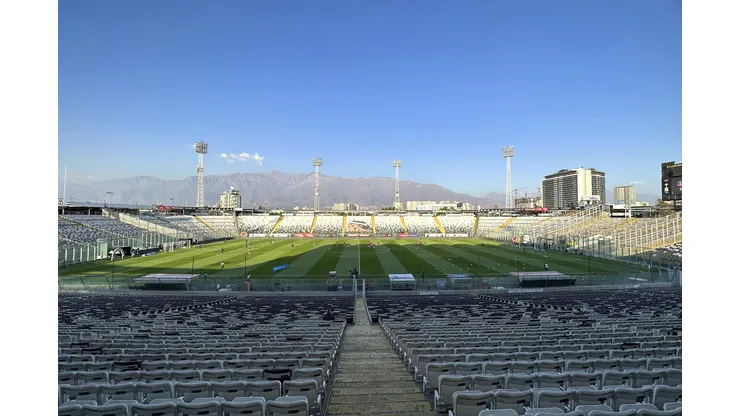 Joven futbolista llegará al estadio Monumental tras estar a prueba. (Foto: Photosport)