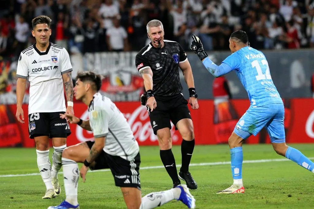 Anderson Daronco ya arbitró a Colo Colo en esta Copa Libertadores. (Foto: Javier Salvo/Photosport)
