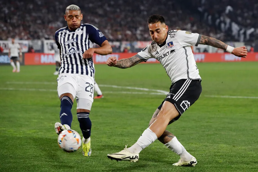 Javier Correa debutó como titular en Colo Colo. | Foto: Photosport