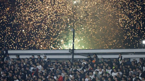 En Colo Colo apuestan por otro recinto además del Estadio Monumental. (Foto: Pepe Alvújar/Photosport)