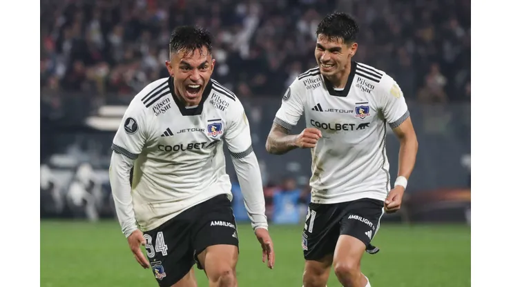 Vicente Pizarro marca golón para Colo Colo. (Foto: Photosport)