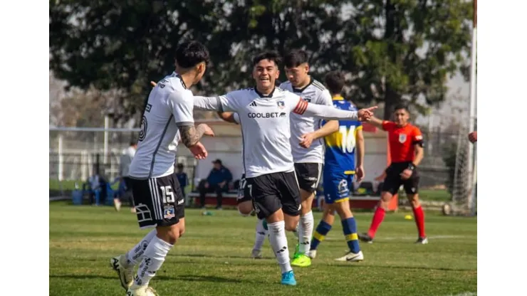 Bastián Silva fue autor de un golazo el pasado fin de semana. (Foto: @colocolofutboljoven)