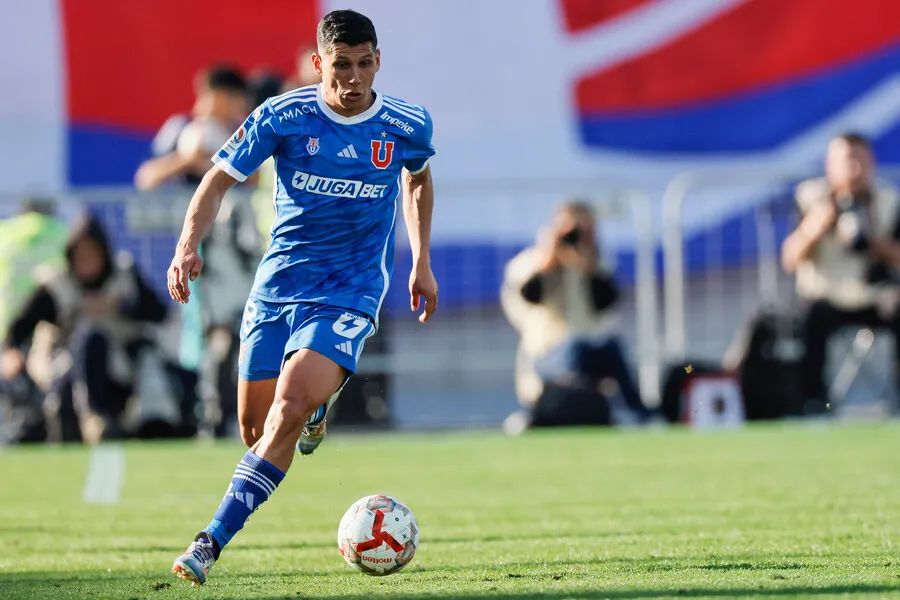 Para Fouillioux, Israel Poblete no sale por ningún motivo. | Foto: Photosport