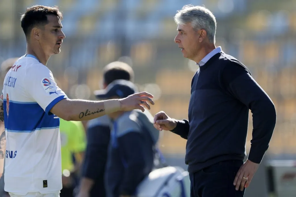 Jorge Aravena piensa que la UC de Tiago Nunes viene de más a menos. (Foto: Photosport)