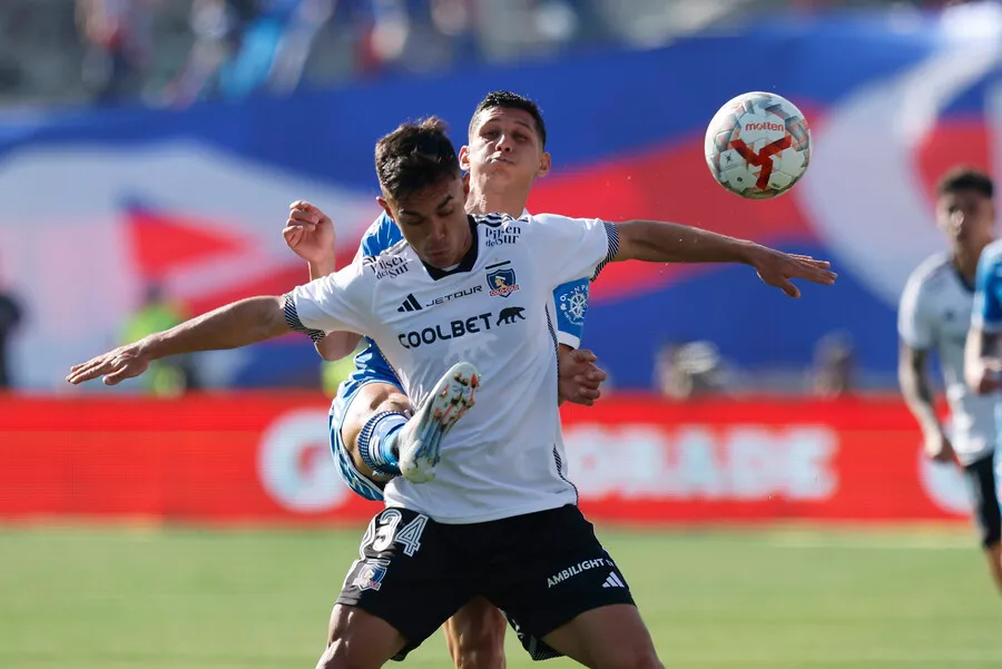 Vicente Pizarro fue un punto bajo en los albos. | Foto: Photosport