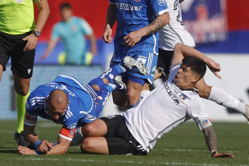 Esteban Pavez en el Superclásico 196. (Foto: Felipe Zanca/Photosport)