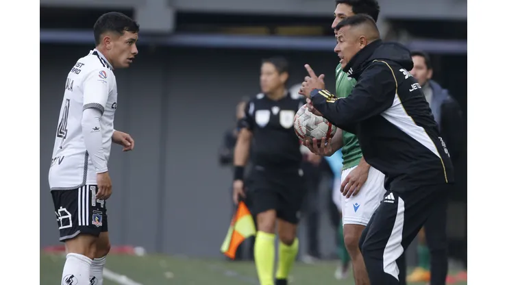 Jorge Almirón se refirió al futuro de Cristián Zavala en Colo Colo. (Foto: Dragomir Yankovic/Photosport)
