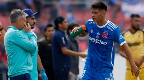 Van por el refuerzo: La U oficializa lesión de David Retamal