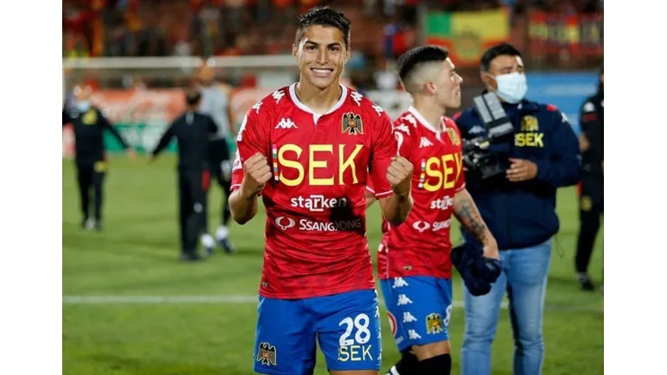 Jonathan Villagra ya fue oficializado en Colo Colo. (Foto: Instagram)