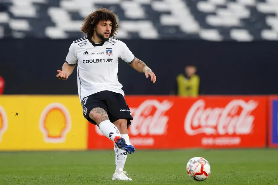 Falcón fue apuntado por Johnny Herrera. | Foto: Photosport