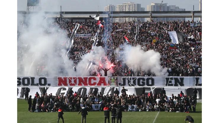 Hinchas de Colo Colo realizaron el arengazo previo al Superclásico