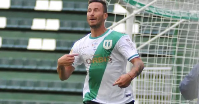 Pons celebrando uno de sus goles en aquella jornada memorable (Archivo)