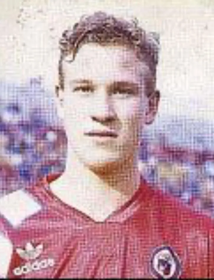 Dion Valle, en la selección sub 17 en 1993 (Archivo)