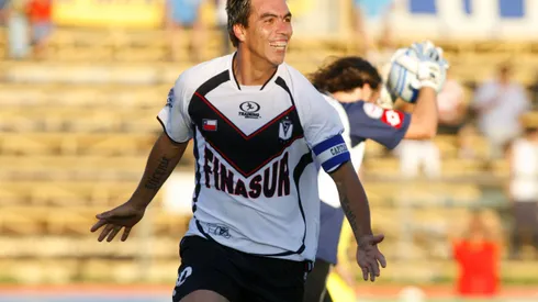 Esteban Paredes confirma que está la idea de un regreso a las canchas por parte de la directiva de Santiago Morning. (Foto: Photosport)