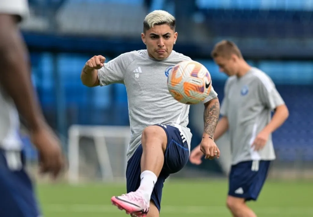 Jordhy Thompson tuvo una rebelde lesión muscular. (Foto: FC Orenburg)