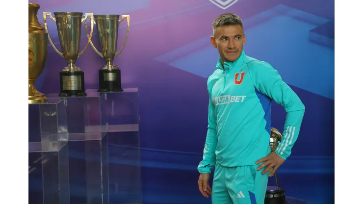 Charles Aránguiz regresa a Universidad de Chile. (Foto: Photosport)