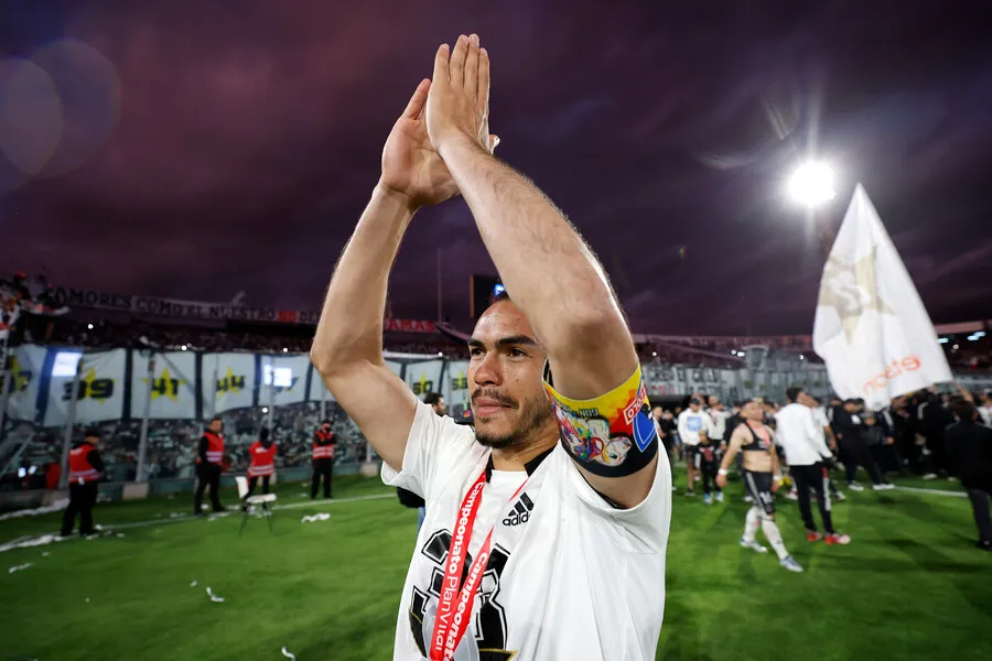 Suazo se fue de Colo Colo como campeón. | Foto: Photosport